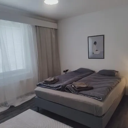 Cozy 1br In - Peaceful Forest Views Huoneisto *